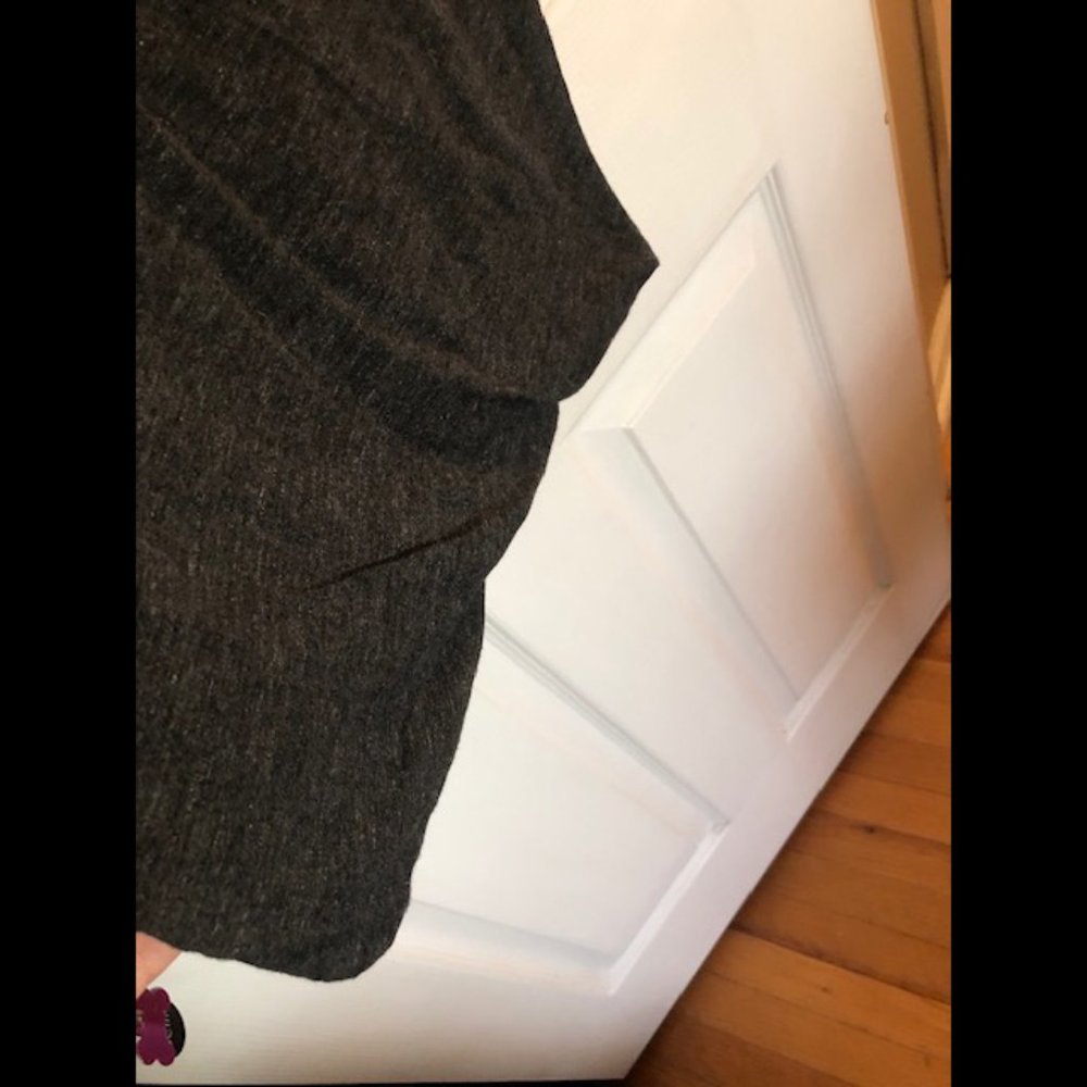 H&M Basic knit charcoal gray pencil skirt M - Picture 4 of 5